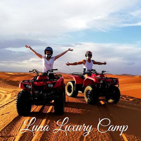 Отель Luna Luxury Camp Мерзуга Экстерьер фото