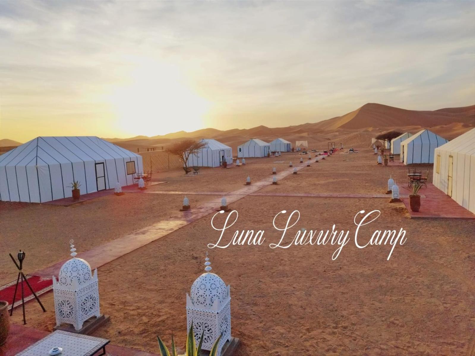 Отель Luna Luxury Camp Мерзуга Экстерьер фото